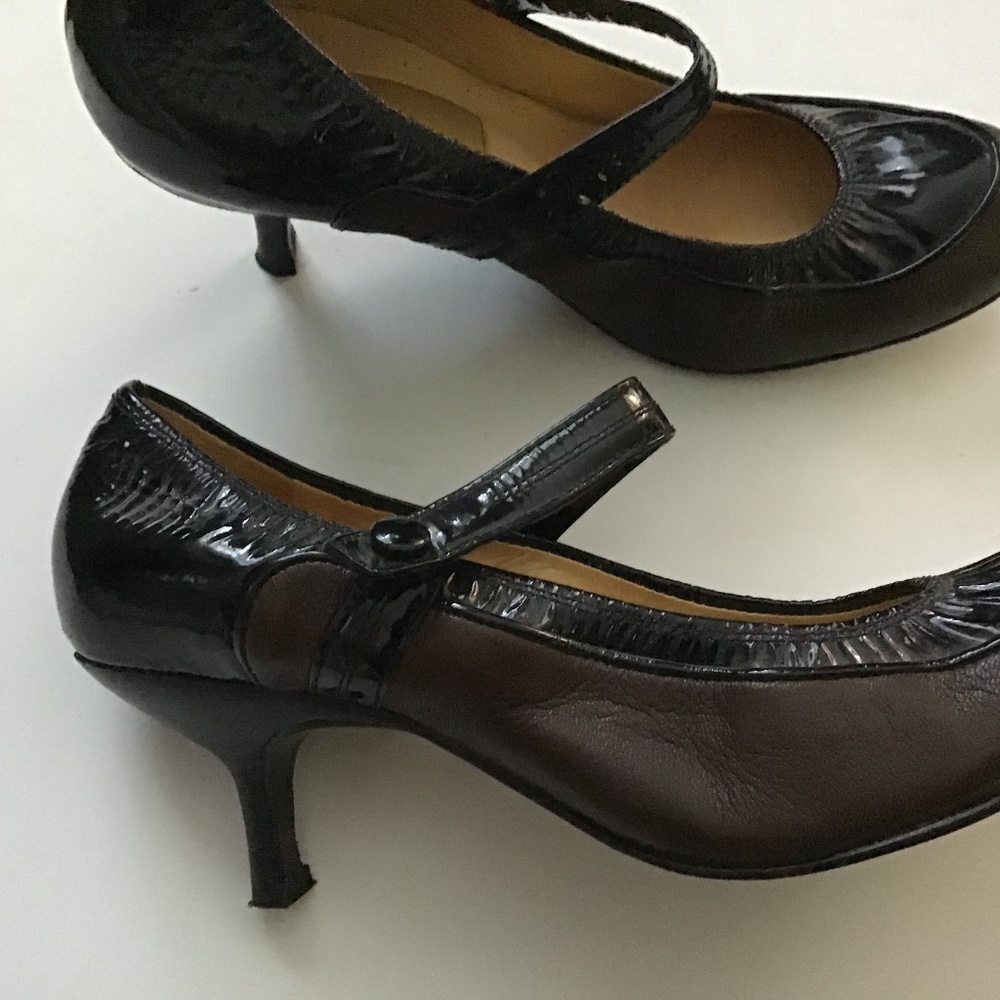 LANVIN LEATHER MARY JANE KITTEN HEEL SHOES. 38